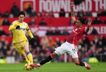 Leny Yoro tiết lộ 'bí kíp' để chơi thăng hoa tại MU