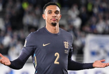 Tuchel cảnh báo Alexander Arnold về vị trí ở ĐT Anh