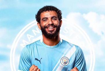 Tân binh Man City khéo léo lấy lòng Pep Guardiola