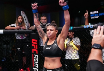UFC Vegas 77: Đánh bại Holly Holm, Bueno Silva gọi thẳng tên Julianna Pena cho một trận tranh đai vô địch