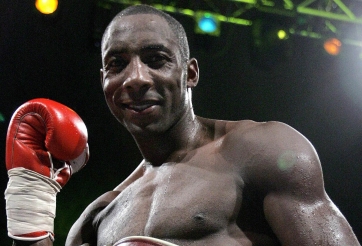 Nhà vô địch quyền anh Johnny Nelson 'cầu xin' Terence Crawford đừng đối đầu với ‘Canelo’ Alvarez