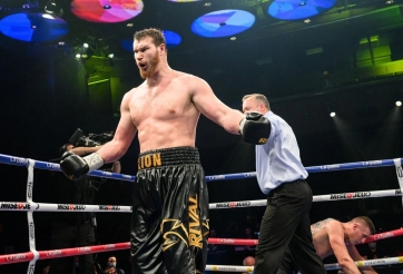 Tài năng triển vọng của quyền anh hạng nặng nhắm tới chiếc đai vô địch của Tyson Fury