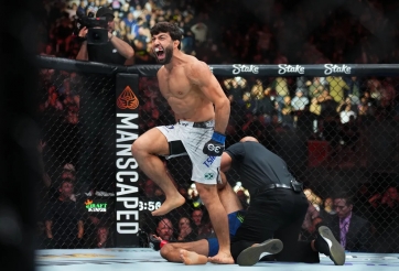 UFC Austin: Arman Tsarukyan bất ngờ đánh bại Beneil Dariush