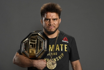 Nhà cựu vô địch 2 hạng cân UFC xác nhận giải nghệ nếu thua ở UFC 298