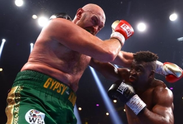 Tyson Fury: 'Francis Ngannou cần phải quỳ xuống và hôn chân tôi'