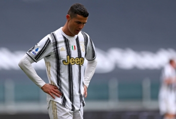 Video bàn thắng Juventus 3-1 Genoa: Ronaldo mờ nhạt