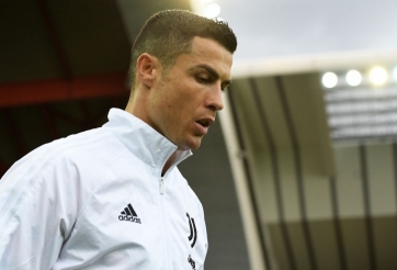 Chuyển nhượng bóng đá 5/5: Ronaldo ra đi giá 0 đồng, Messi ký 2 năm