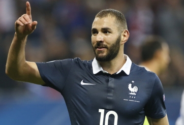 CHÍNH THỨC: Benzema tái xuất đội tuyển Pháp