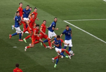 4 đội tuyển chính thức tiến vào vòng 16 đội Euro 2021