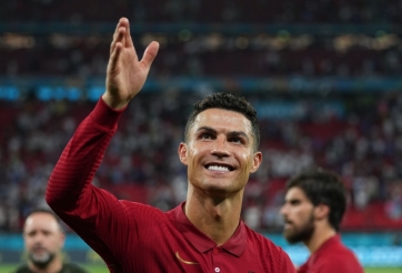 Ronaldo cử người đại diện đàm phán với đội bóng mới