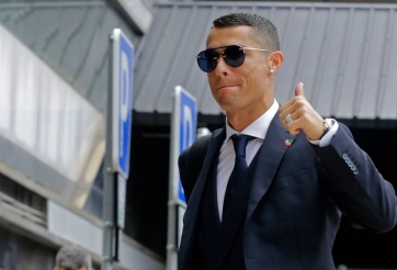 Vụ Ronaldo gia nhập gã khổng lồ: Nhà báo Romano làm sáng tỏ