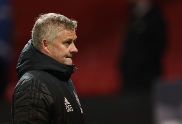 MU nhận án phạt, trụ cột bị cấm thi đấu