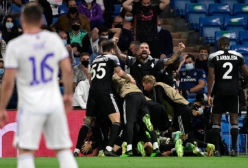 Tân binh Cúp C1 'đánh sập' Bernabeu