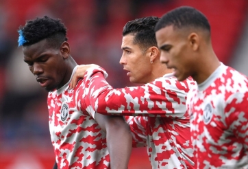 Pogba 'chạnh lòng' vì chơi cạnh Ronaldo