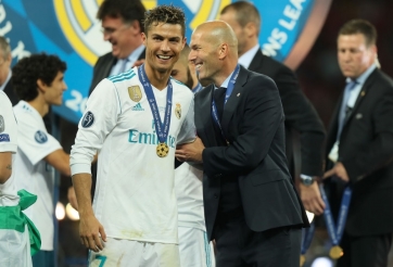 Zidane từ chối cơ hội đối đầu Ronaldo tại Ngoại hạng Anh