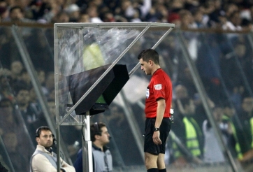 NÓNG: Hai trọng tài ở vòng loại World Cup 2022 bị đình chỉ