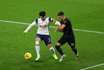 NÓNG: Barca 'đạt thỏa thuận' mua sao Ngoại hạng Anh với giá không tưởng