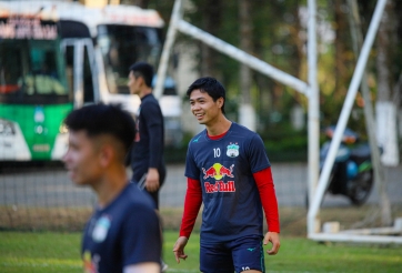 VIDEO: HAGL căng mình tập luyện trước đại chiến với Hà Nội