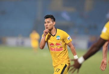 Pha bỏ lỡ đáng tiếc của cầu thủ HAGL