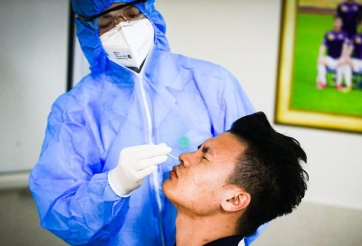 CLB Hà Nội hoãn tiêm vaccine Covid-19