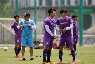 'Cơ hội cuối cùng' để cầu thủ ĐTVN tranh suất sang UAE