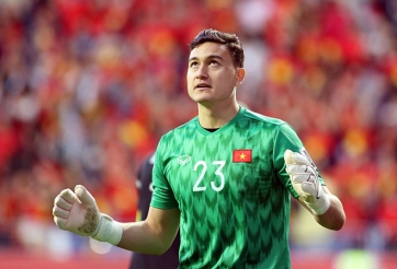 Văn Lâm là 'thần hộ mệnh' của ĐT Việt Nam