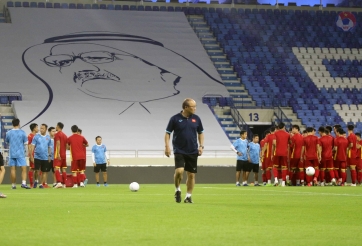 ĐT Việt Nam đón 'vị khách đặc biệt' ở trận gặp Indonesia