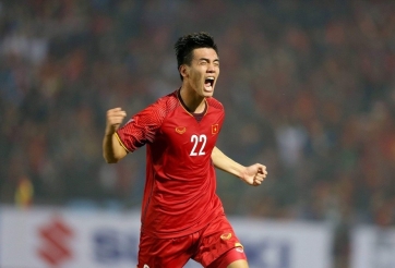 'Họng pháo' của ĐTVN 'nã đại bác' vào lưới Indonesia