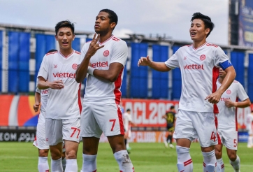 Thắng tối thiểu dù chơi hơn 2 người, HLV Viettel thừa nhận may mắn