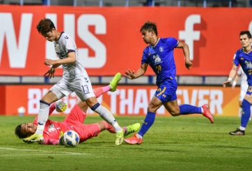 Thua trắng 0-2, đội bóng Thái Lan vẫn có vé đi tiếp ở đấu trường số 1 châu Á