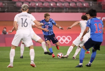 Nhật Bản góp mặt ở bán kết Olympic sau loạt luân lưu định mệnh