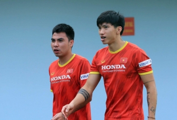 Đoàn Văn Hậu báo tin vui cho NHM Việt Nam