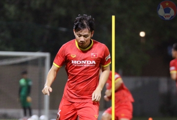 Xuân Trường động viên Minh Vương