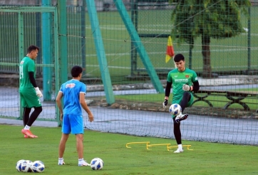 Thủ môn ĐT Việt Nam từ chối nói về ĐT Trung Quốc