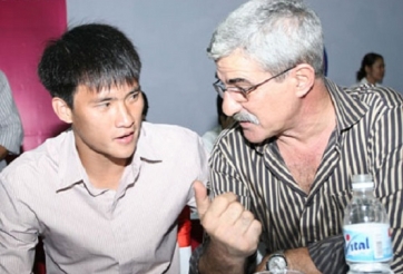 'Quay xe' với Công Vinh, HLV Calisto nhận nhiệm vụ mới ở châu Âu