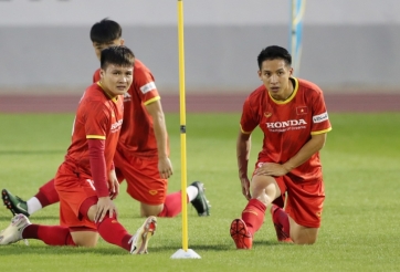 Đỗ Hùng Dũng gặp sự cố bất ngờ trước thềm AFF Cup 2021