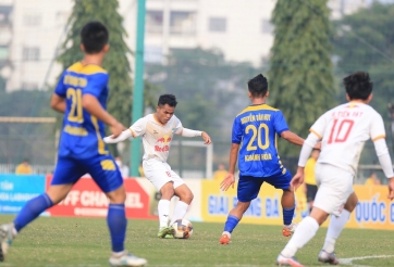 HAGL hủy diệt đối phương trong cơn mưa bàn thắng