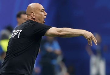 CHÍNH THỨC: FIFA 'treo giò' HLV Ai Cập sau tranh cãi với Argentina