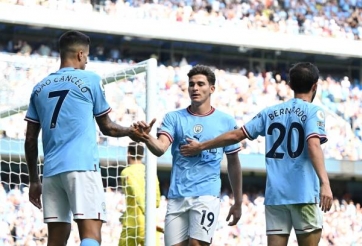 Áp đảo Bournemouth, Man City mở tiệc bàn thắng tại Etihad