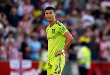 Ronaldo bị cảnh sát triệu tập vì hành động thiếu văn minh với CĐV nhí