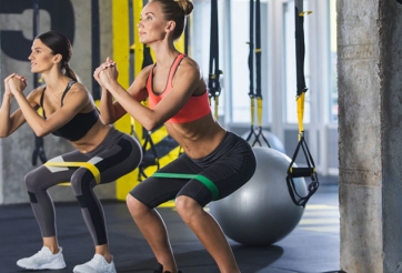 Bài tập với dây kháng lực giúp cải thiện tổng thể thân dưới săn chắc, khỏe mạnh hơn