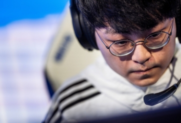 ShowMaker lên tiếng ủng hộ việc Riot Games xóa tính năng chat all trong LMHT