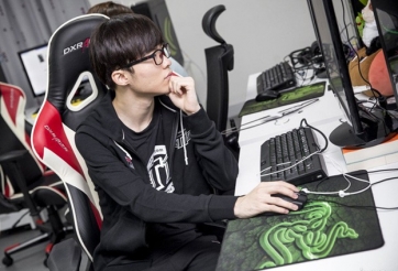 Soi bộ gear của 'quỷ vương' Faker tại CKTG 2021