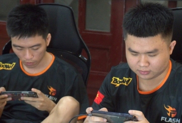 Để thua bạc nhược, Team Flash không còn quyền tự quyết tại AIC 2021