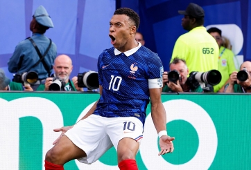 Mbappé đáp trả dữ dội khiến người Pháp phải công khai xin lỗi