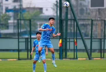 HLV Kim Sang Sik hé lộ ‘quái chiêu’ trước màn tổng duyệt