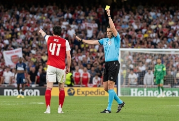 UEFA bất ngờ 'cởi trói', hàng loạt ngôi sao hưởng lợi