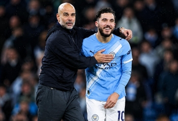 Hồ sơ nội bộ hé lộ cách Man City lựa chọn chiêu mộ 'ảo thuật gia' Cherki