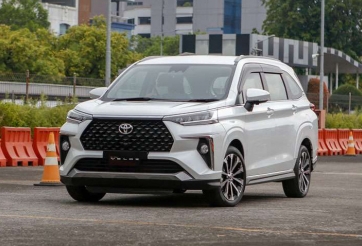 Giá lăn bánh Toyota Veloz Cross 2022 tại Việt Nam