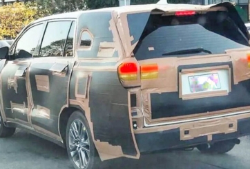 Toyota Innova 2023 lộ ảnh chạy thử nghiệm, Mitsubishi Xpander sắp phải 'dè chừng'